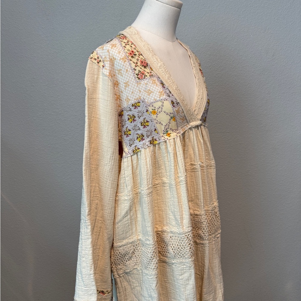 POL Cream Floral Tiered Cotton Maxi Dress - Picture 4 of 8